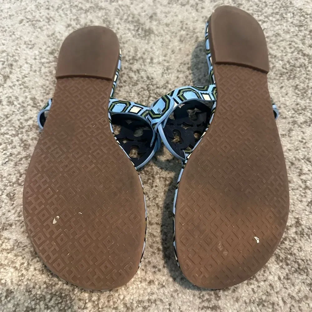 Tory Burch Miller Chambray Geometric Patent Leather Thong Sandal 8